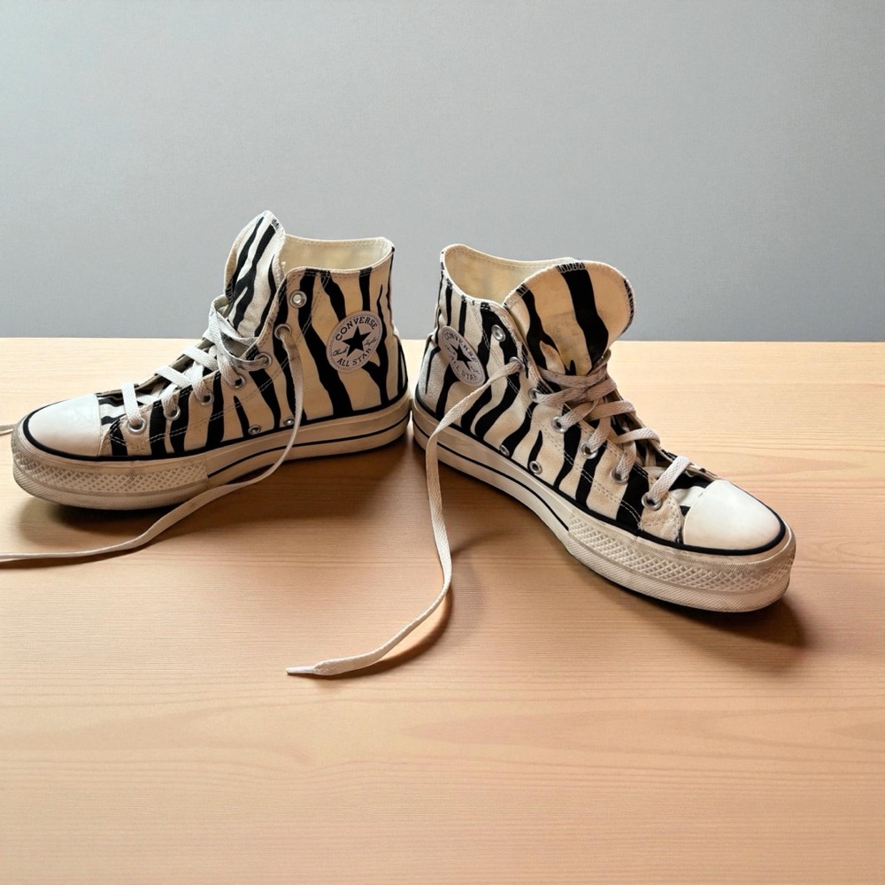 CUSTOM Converse Chuck Taylor Zebra Hi-Tops Women’s Size 8.5/Mens 6.5 - Picture 4 of 14